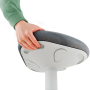 Ergonomická balančná stolička Leitz Ergo na sedenie, svetlo šedá