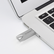 Flash disk USB Premium Q-CONNECT 2.0 4 GB